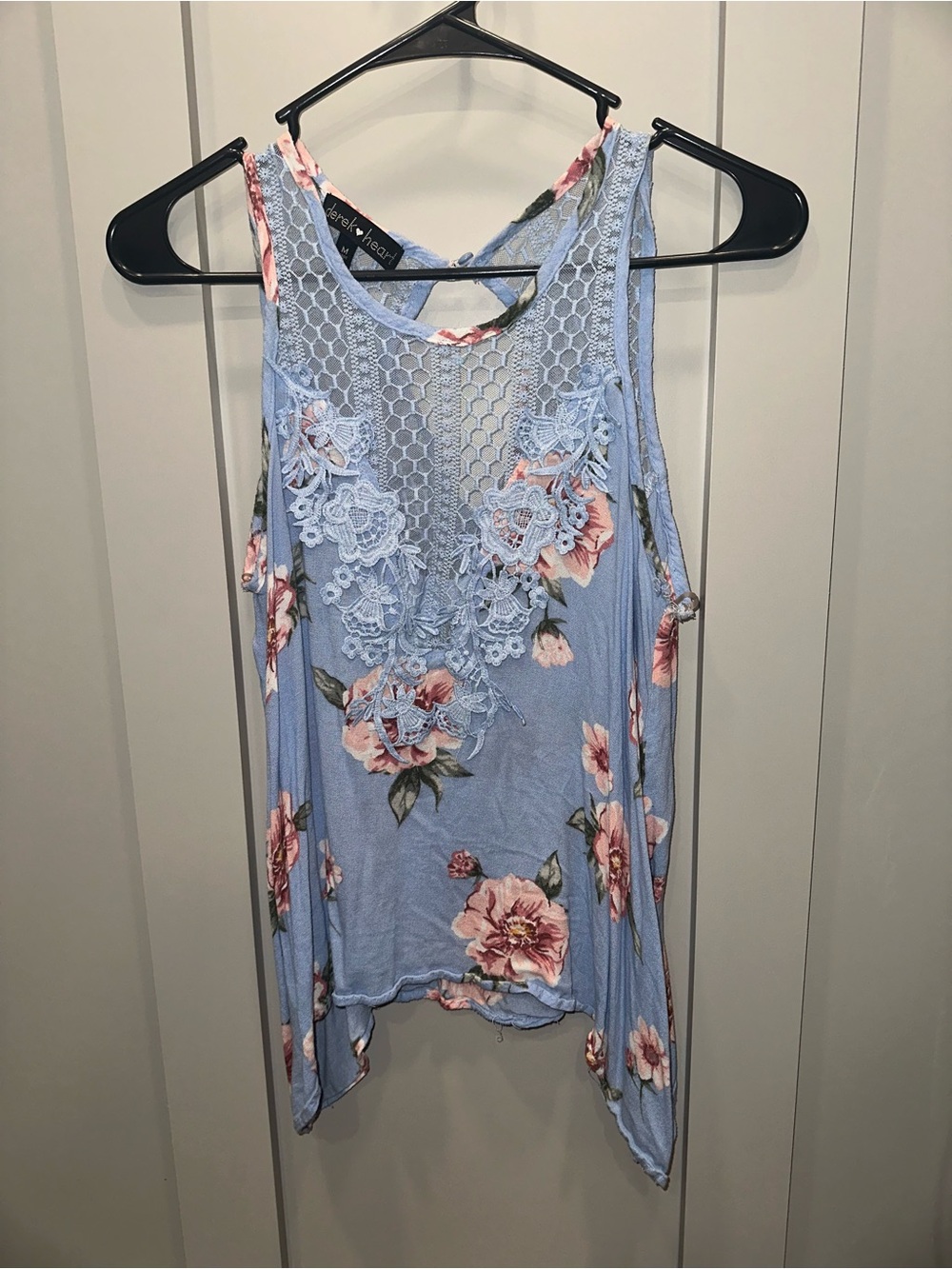Derek Heart Light Blue Floral Lace Yoke Tank